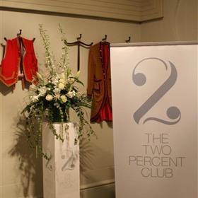 fwthumbThe 2- Club.jpg